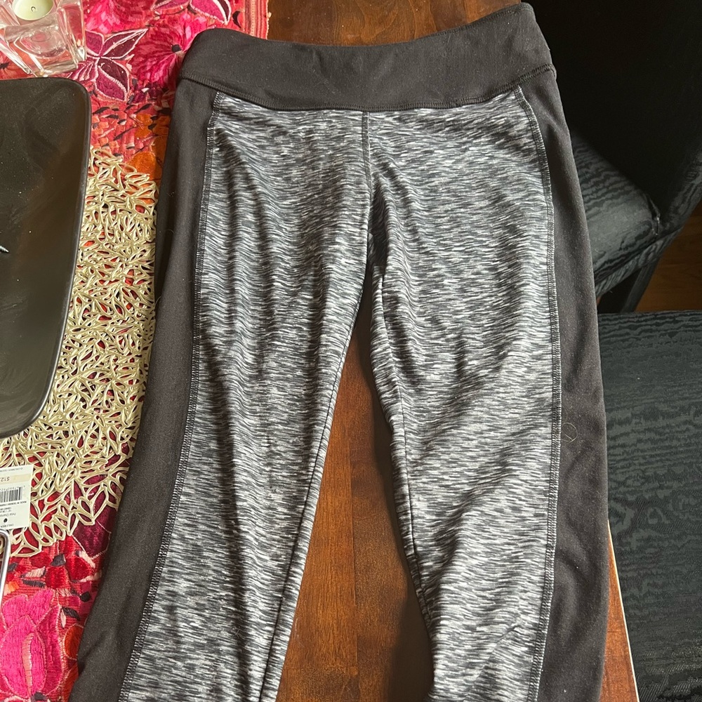 Brand new So Yoga 3/4 leggings.
